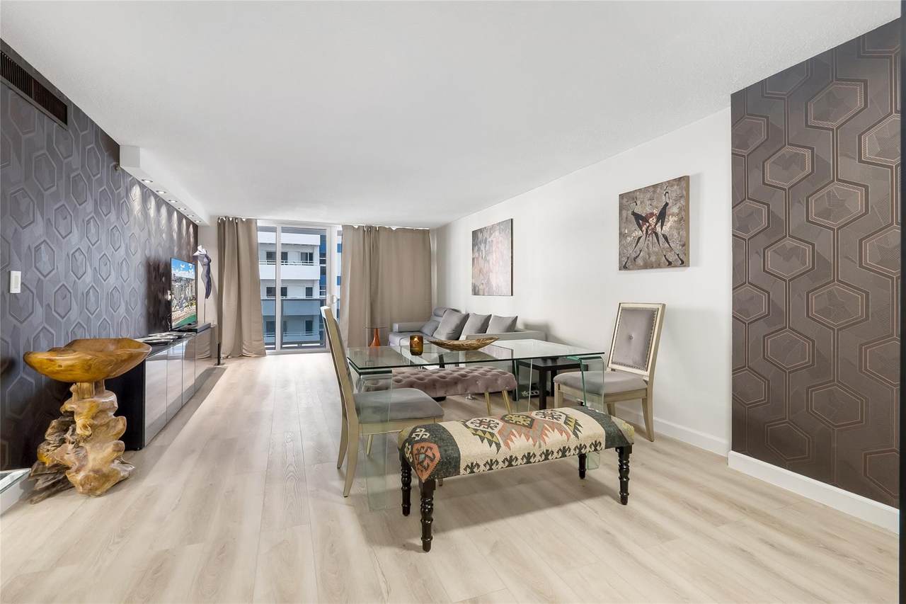 3140 Ocean Drive - Photo 1