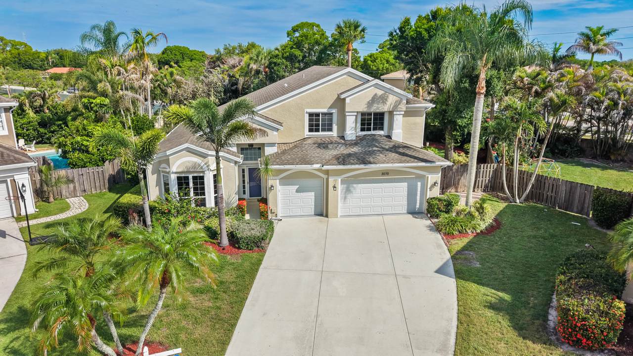3070 Captiva Court - Photo 1