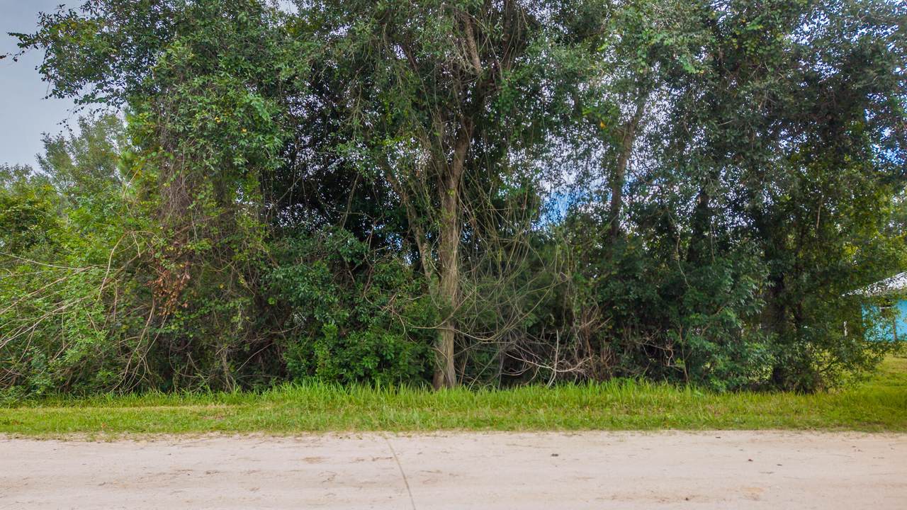 https://bt-photos.global.ssl.fastly.net/beaches/1280_boomver_3_B26042561-2.jpg