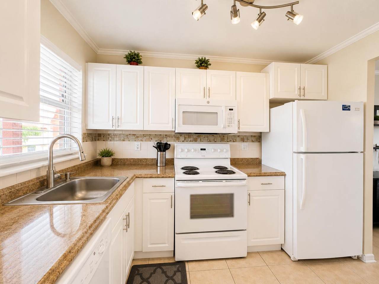 2651 Sunrise Lakes Drive - Photo 1