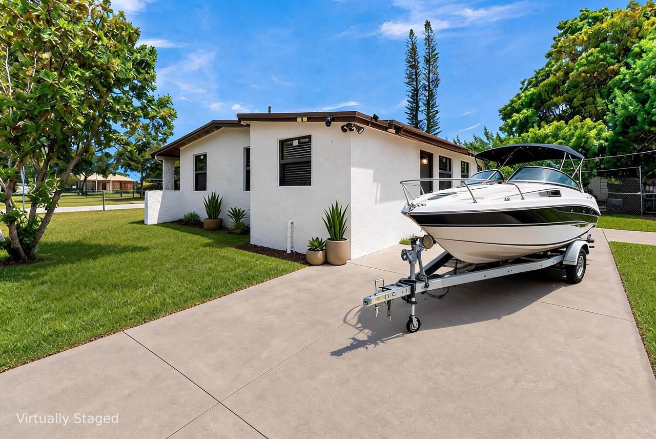 1712 50TH Court - Photo 1