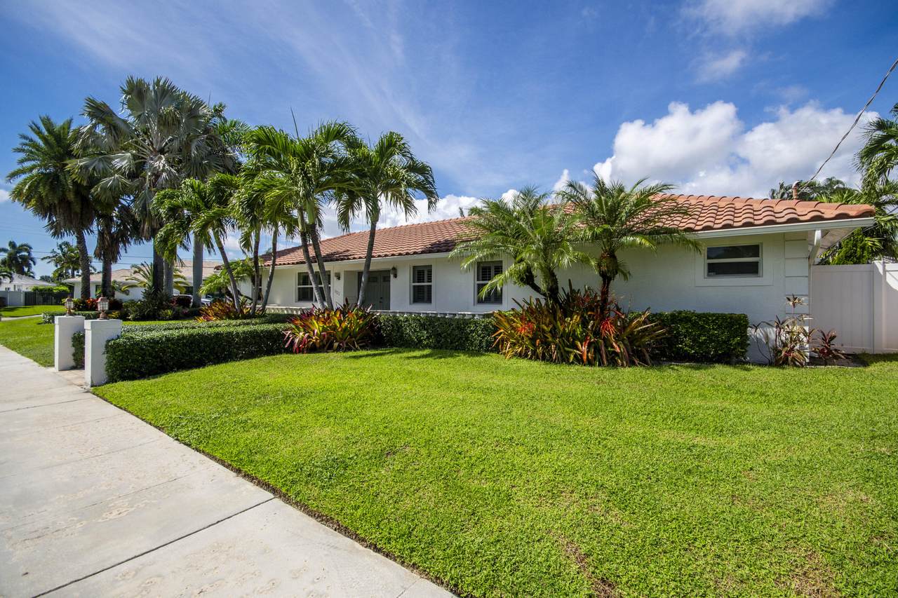 1123 14th Avenue - Photo 1