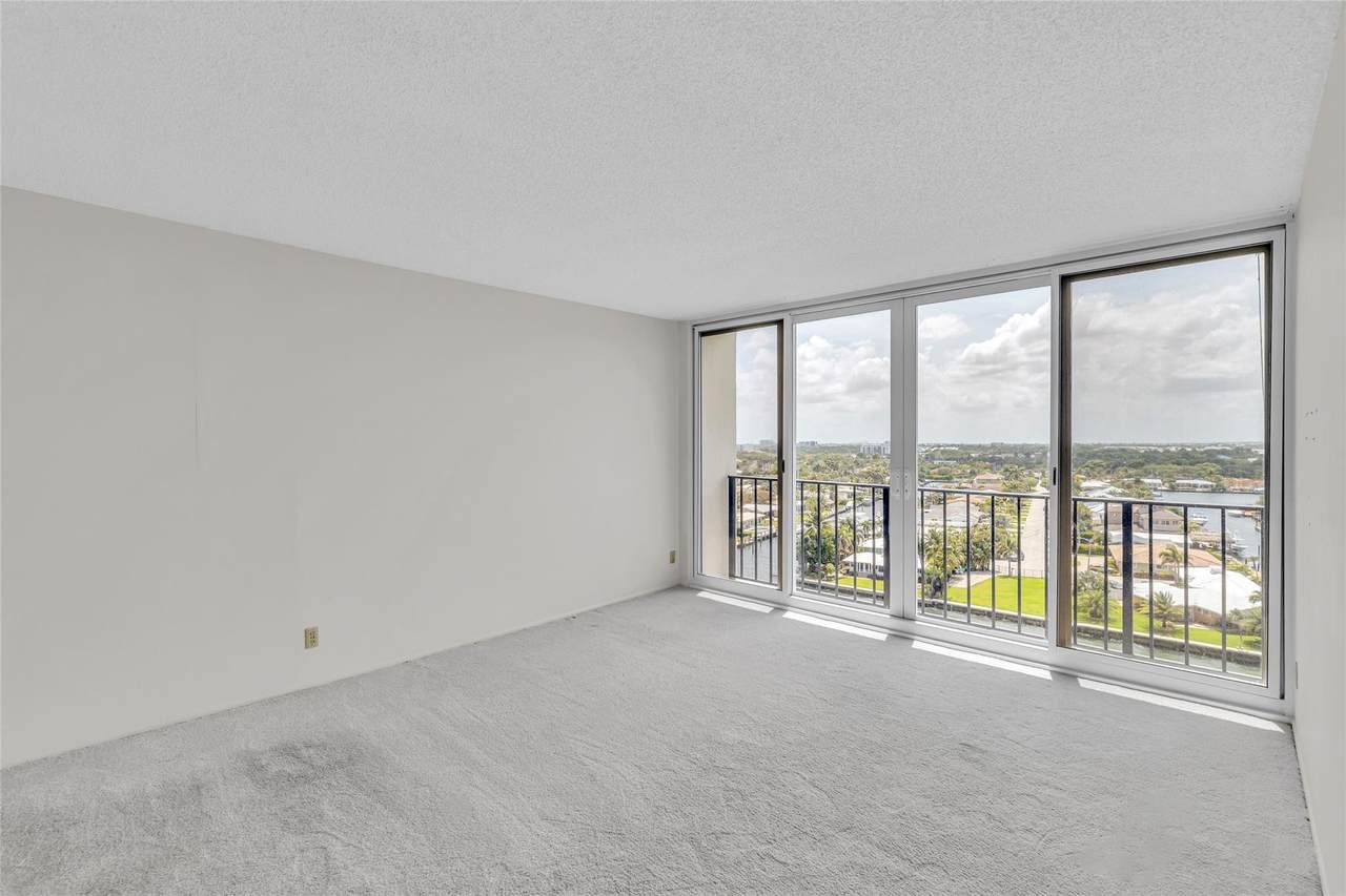 521 Riverside Drive - Photo 1