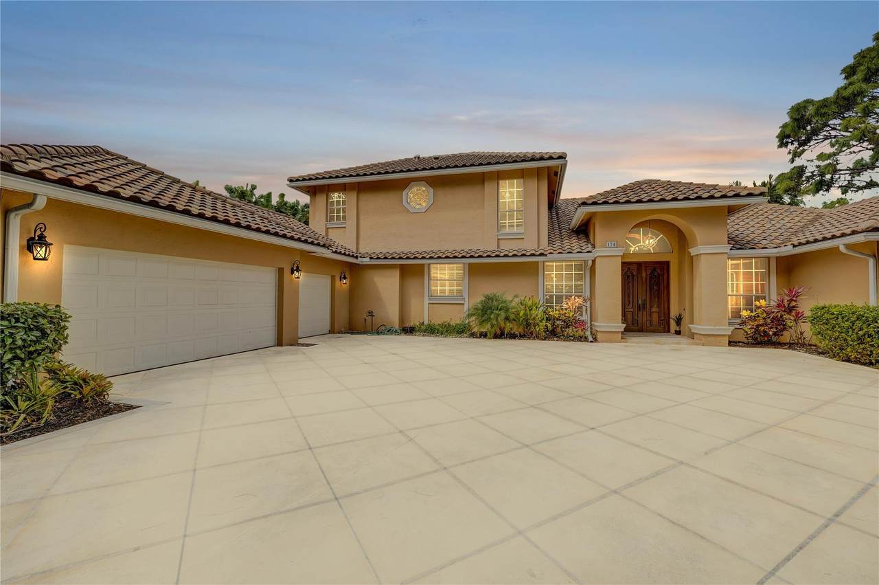 174 River Drive - Photo 1
