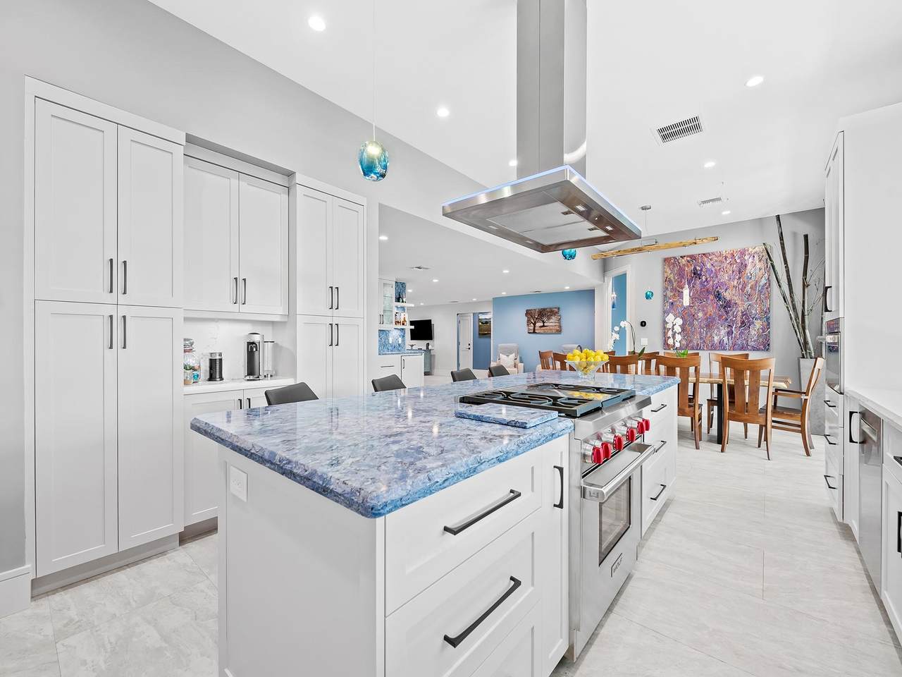2754 31st Ct - Photo 1