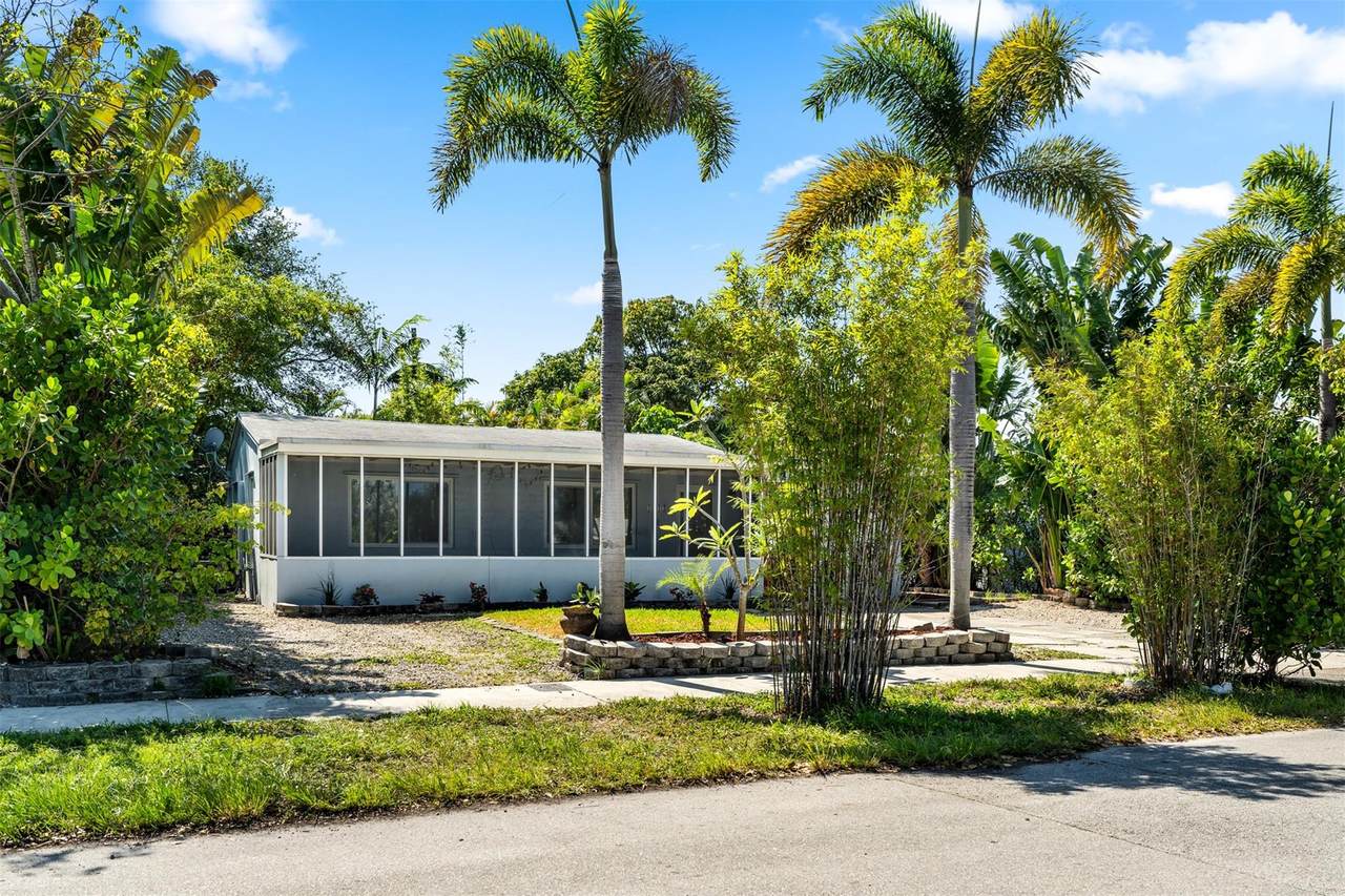 1413 23rd Ave - Photo 1