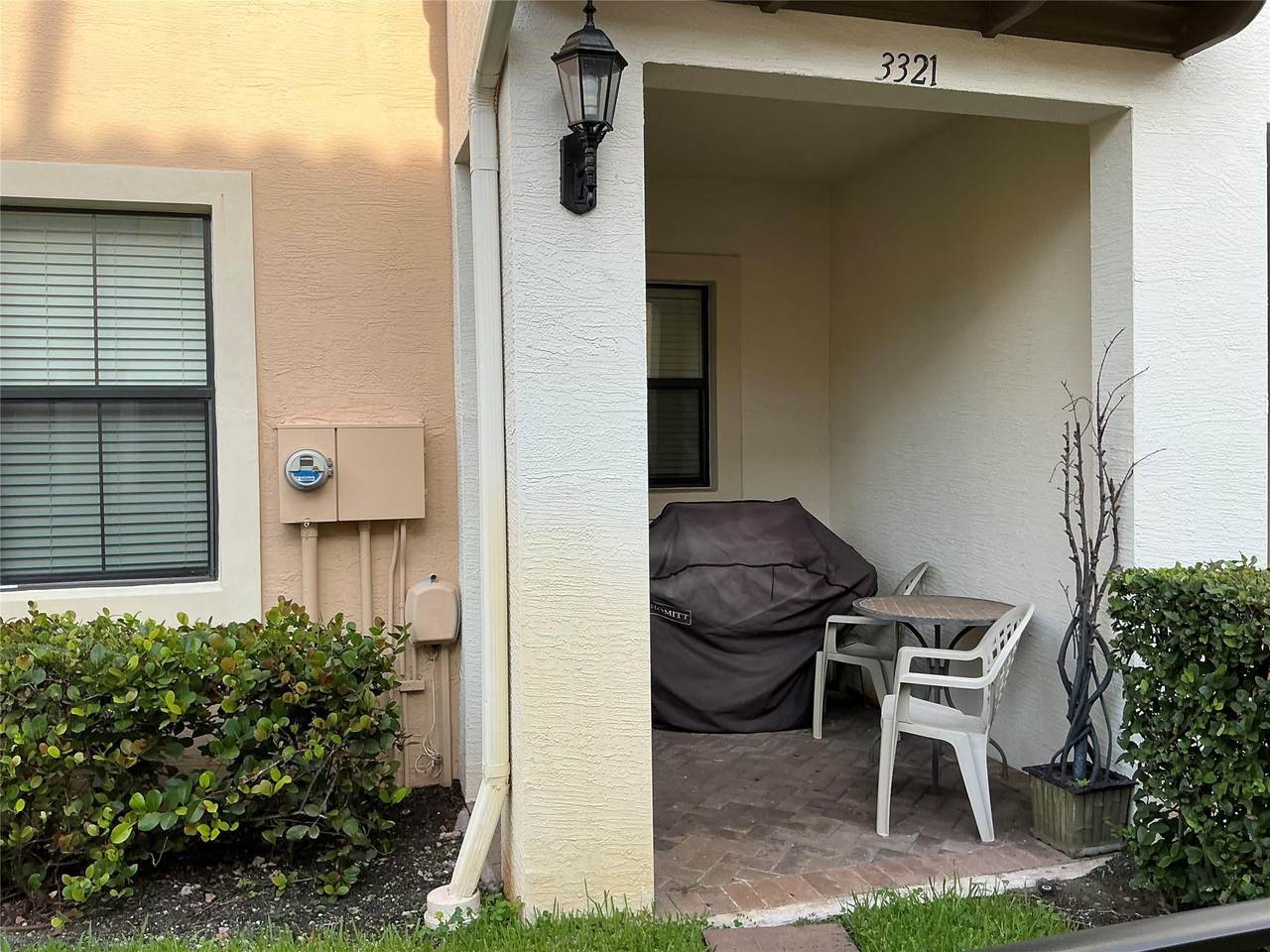 3321 124th Way - Photo 1