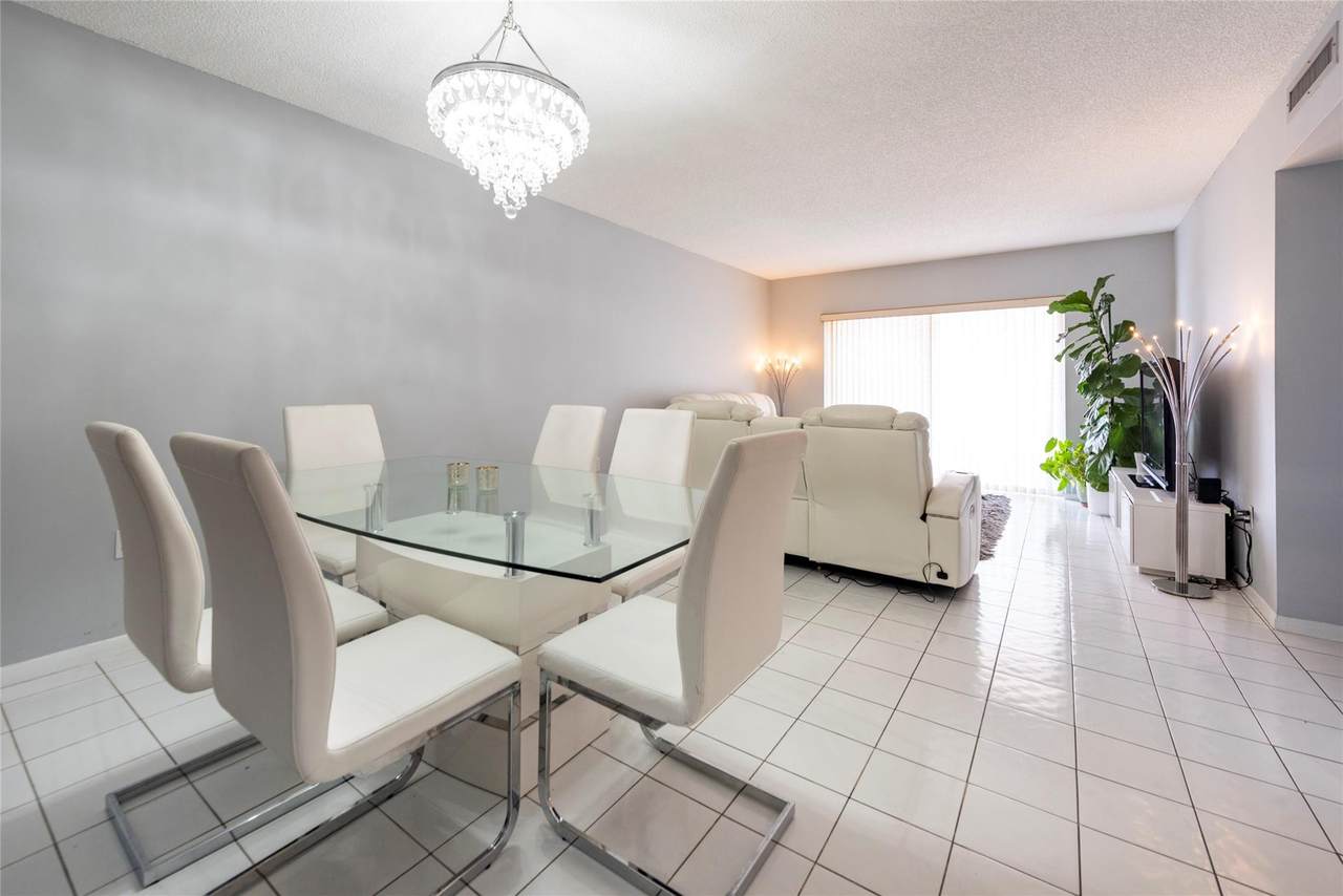 3850 Washington Street - Photo 1