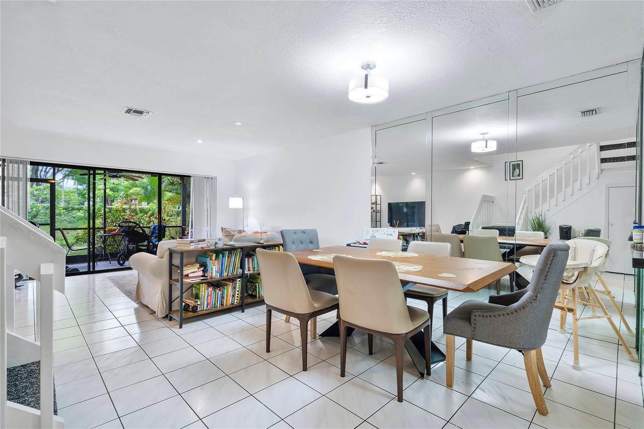4306 Carambola Cir N - Photo 1