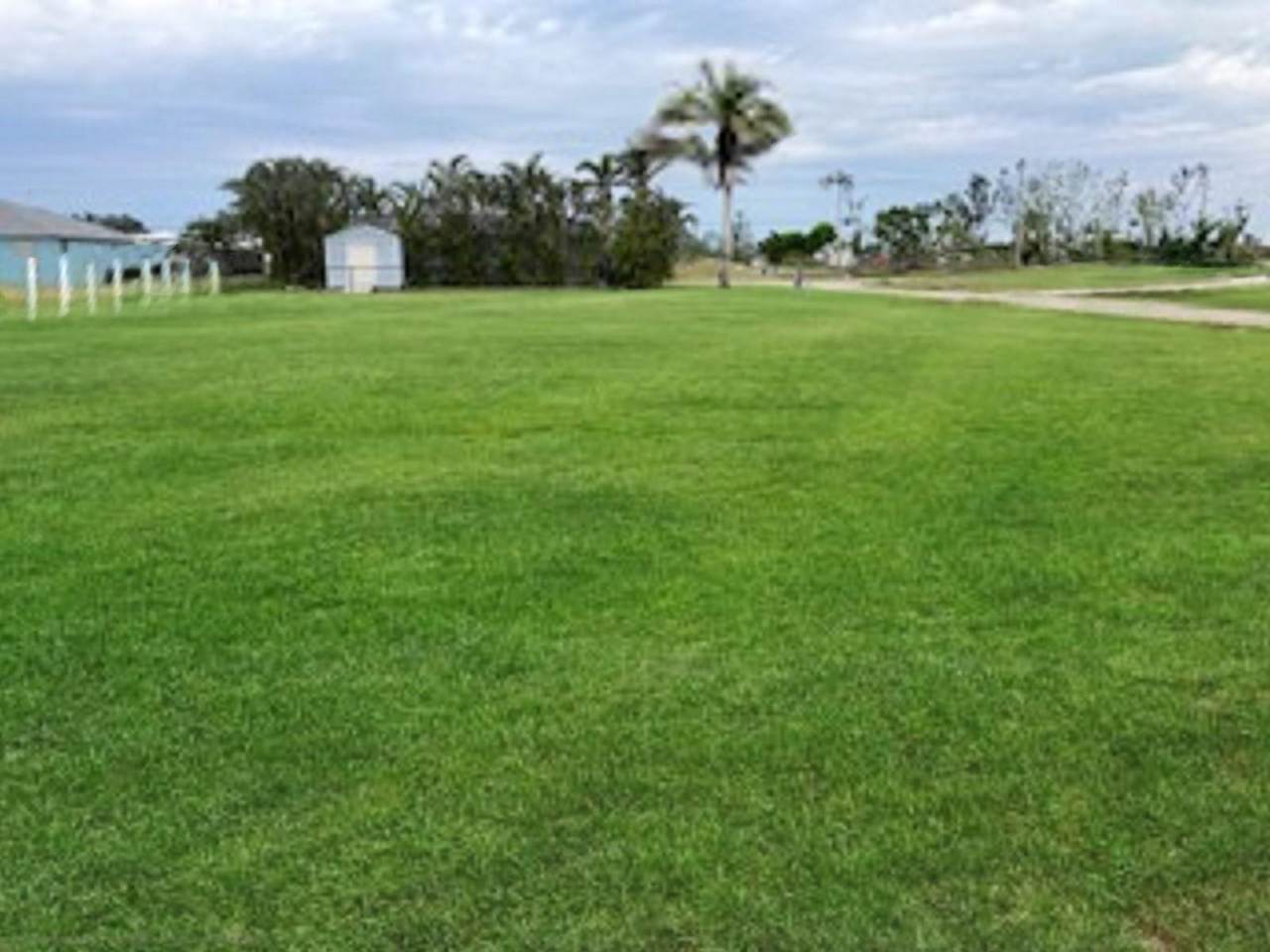 https://bt-photos.global.ssl.fastly.net/beaches/1280_boomver_3_F10516645-2.jpg
