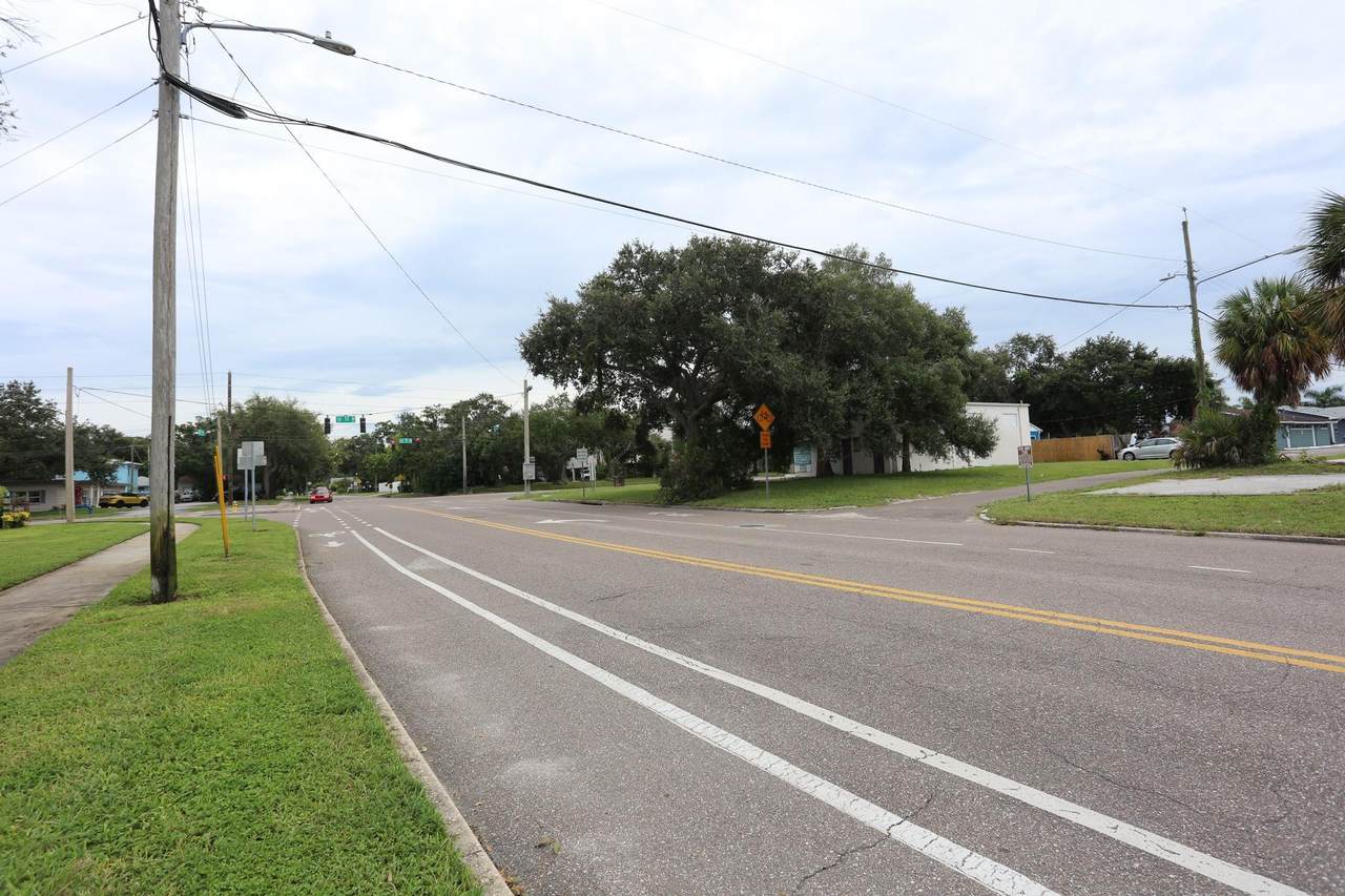  17th Street - Photo 1