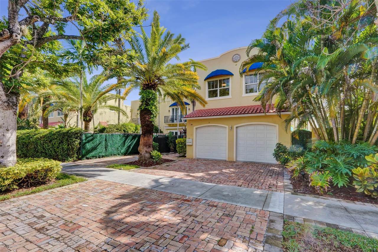 710 15th Avenue - Photo 1