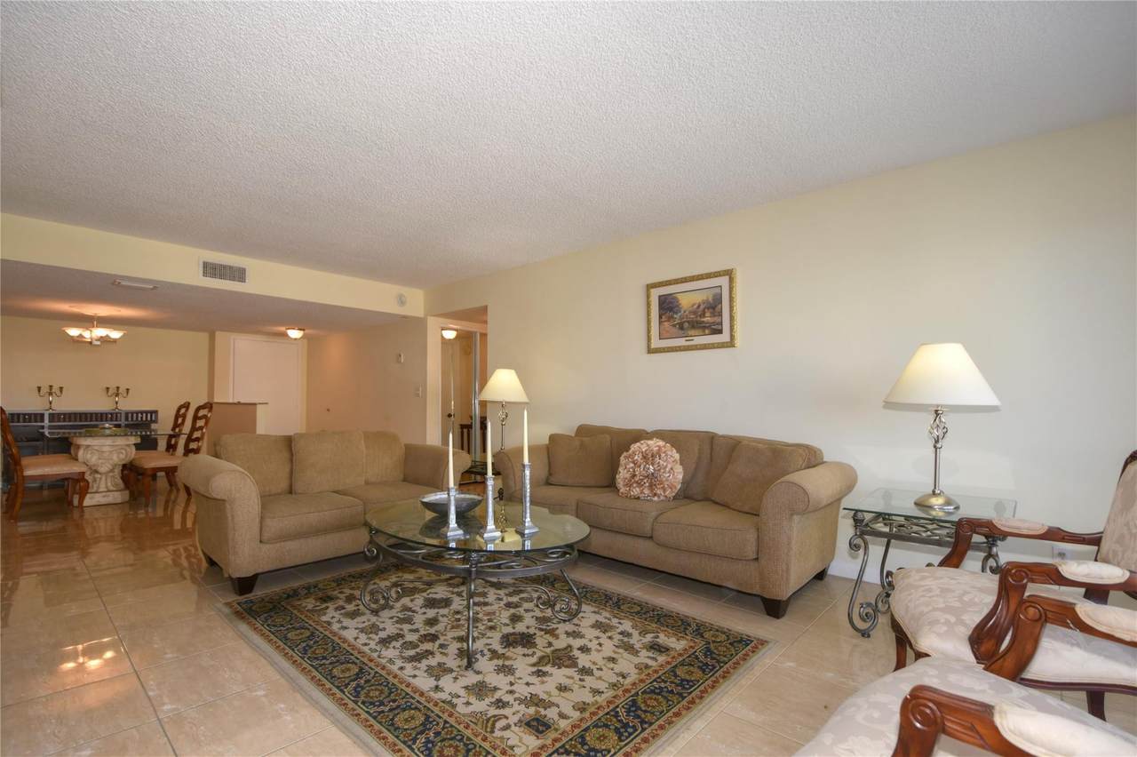 https://bt-photos.global.ssl.fastly.net/beaches/1280_boomver_3_F10543099-2.jpg