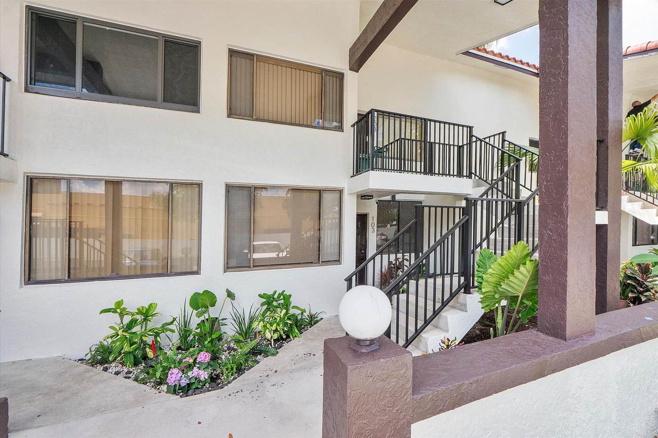 3100 46th Street - Photo 1