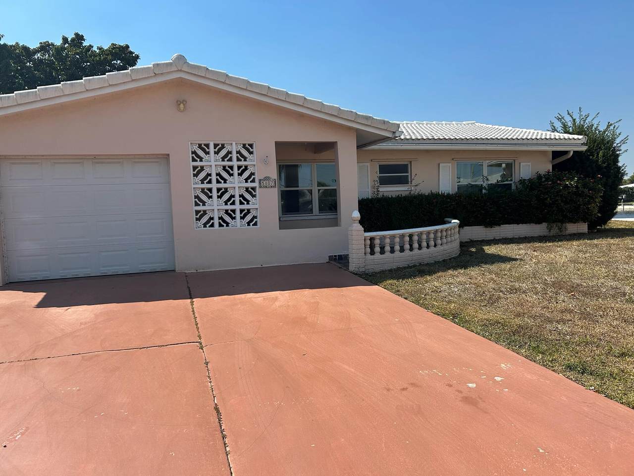 5807 85th Avenue - Photo 1