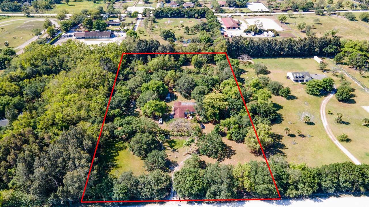 16688 Rustic Road - Photo 1
