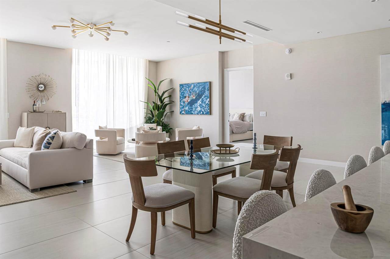 220 Mizner Boulevard - Photo 1