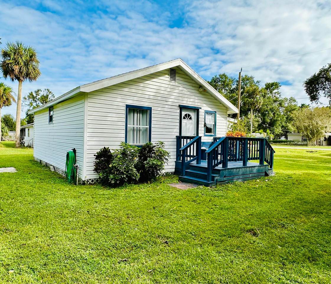 https://bt-photos.global.ssl.fastly.net/beaches/1280_boomver_3_R11030713-2.jpg