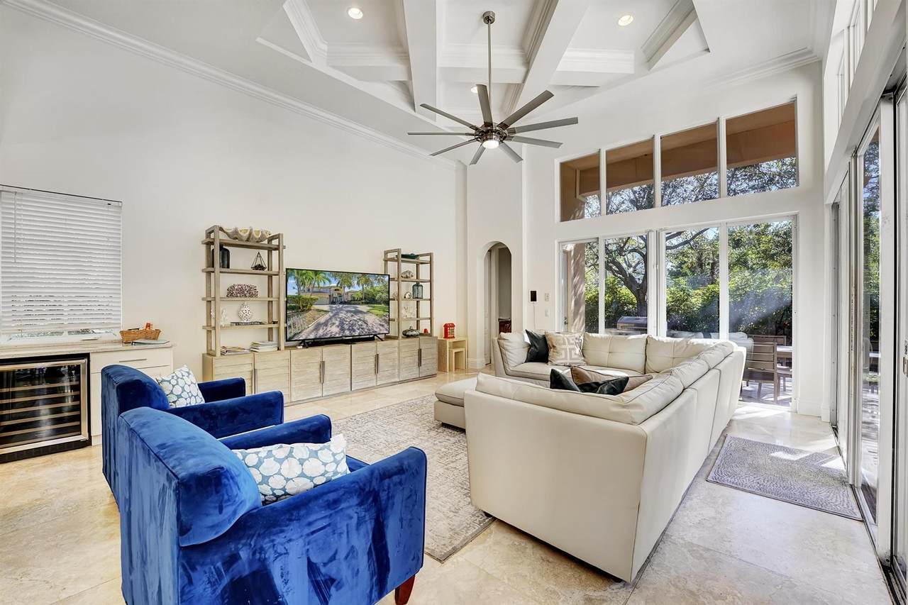 43 Coconut Lane - Photo 1