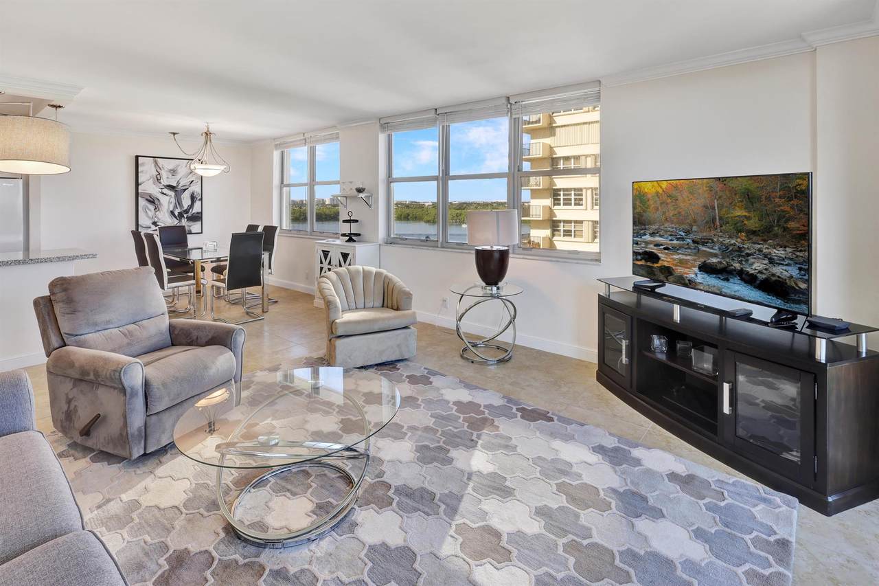 2121 Ocean Boulevard - Photo 1