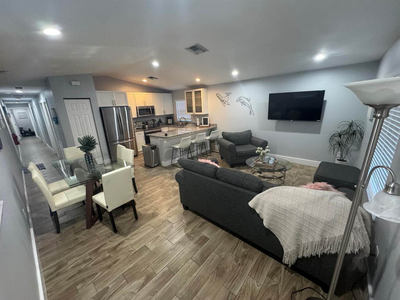 601 E Street - Photo 1