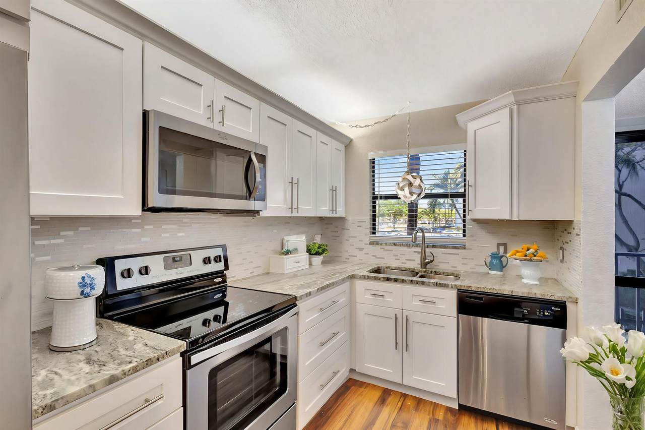 4700 Lucerne Lakes Boulevard - Photo 1