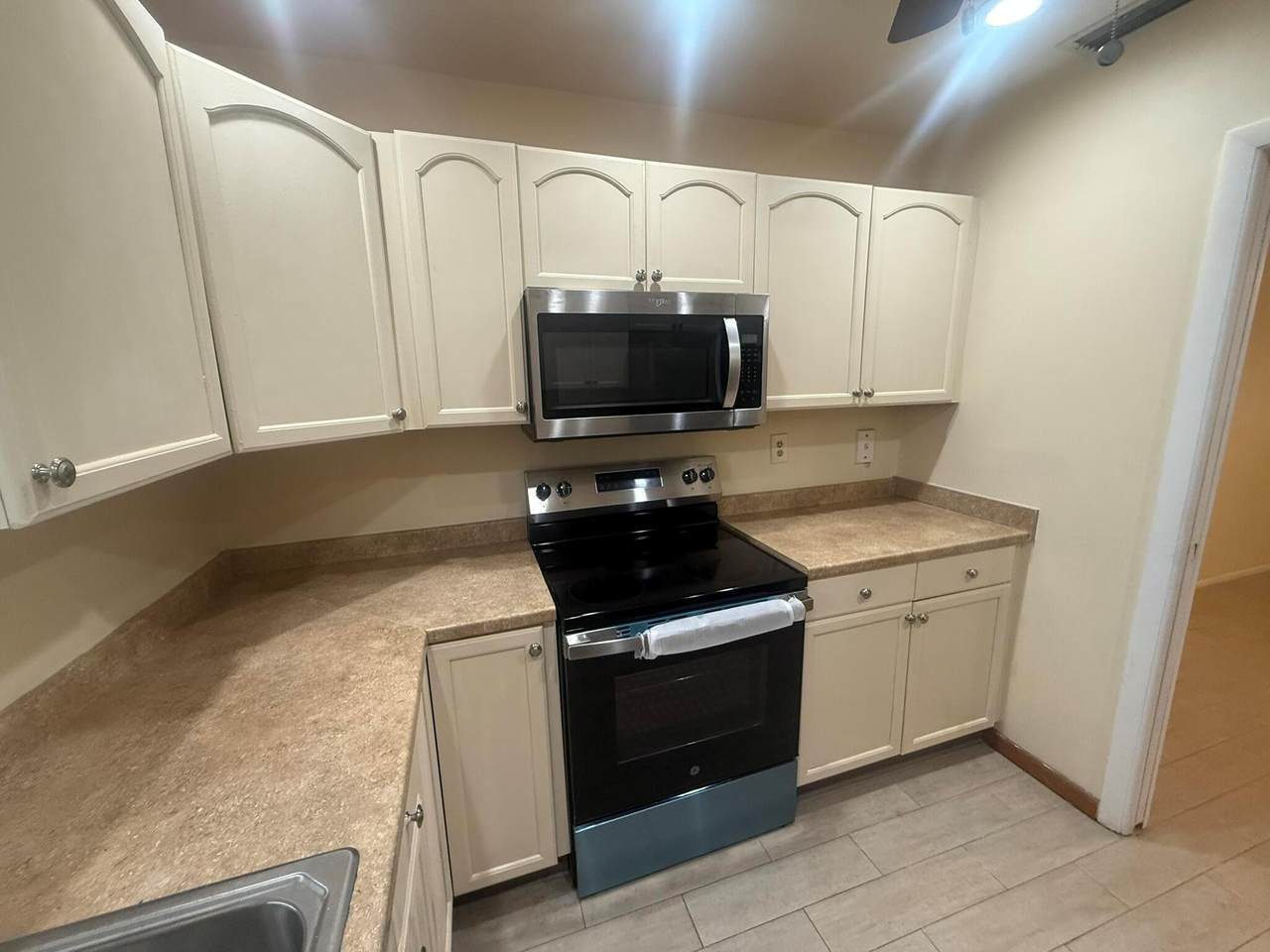 2509 Dudley C - Photo 1