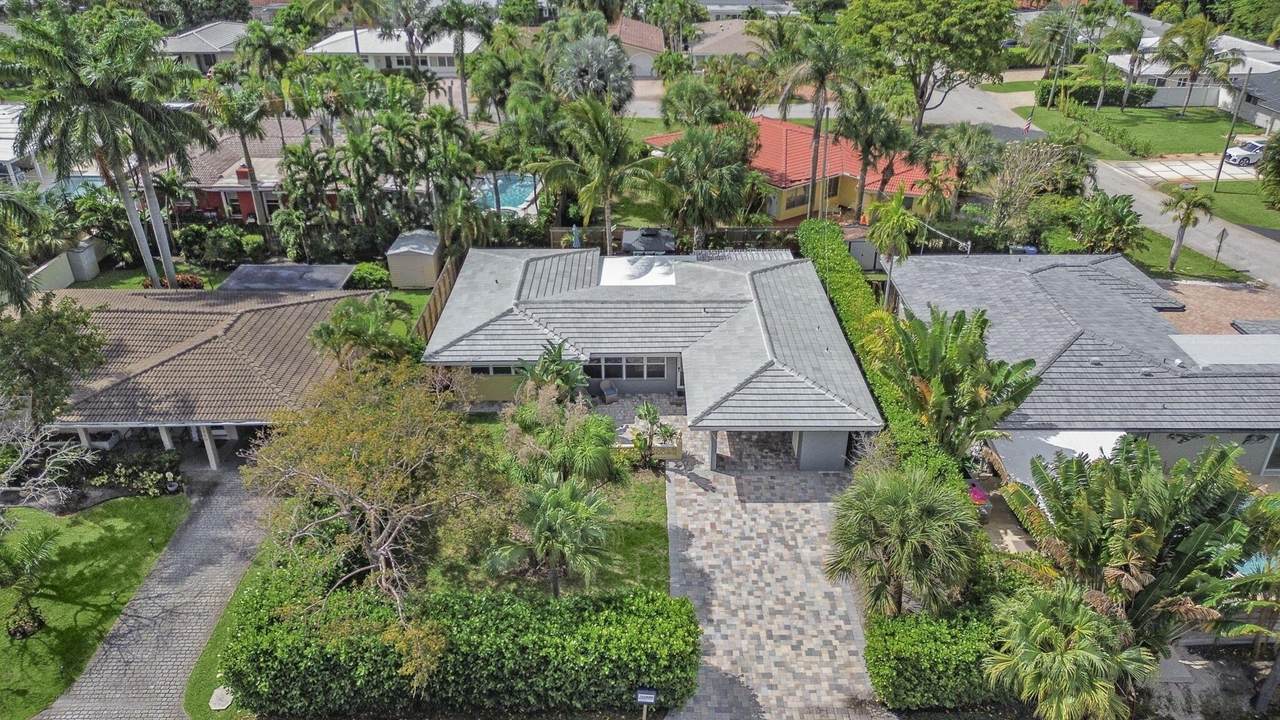 1868 33 Court - Photo 1