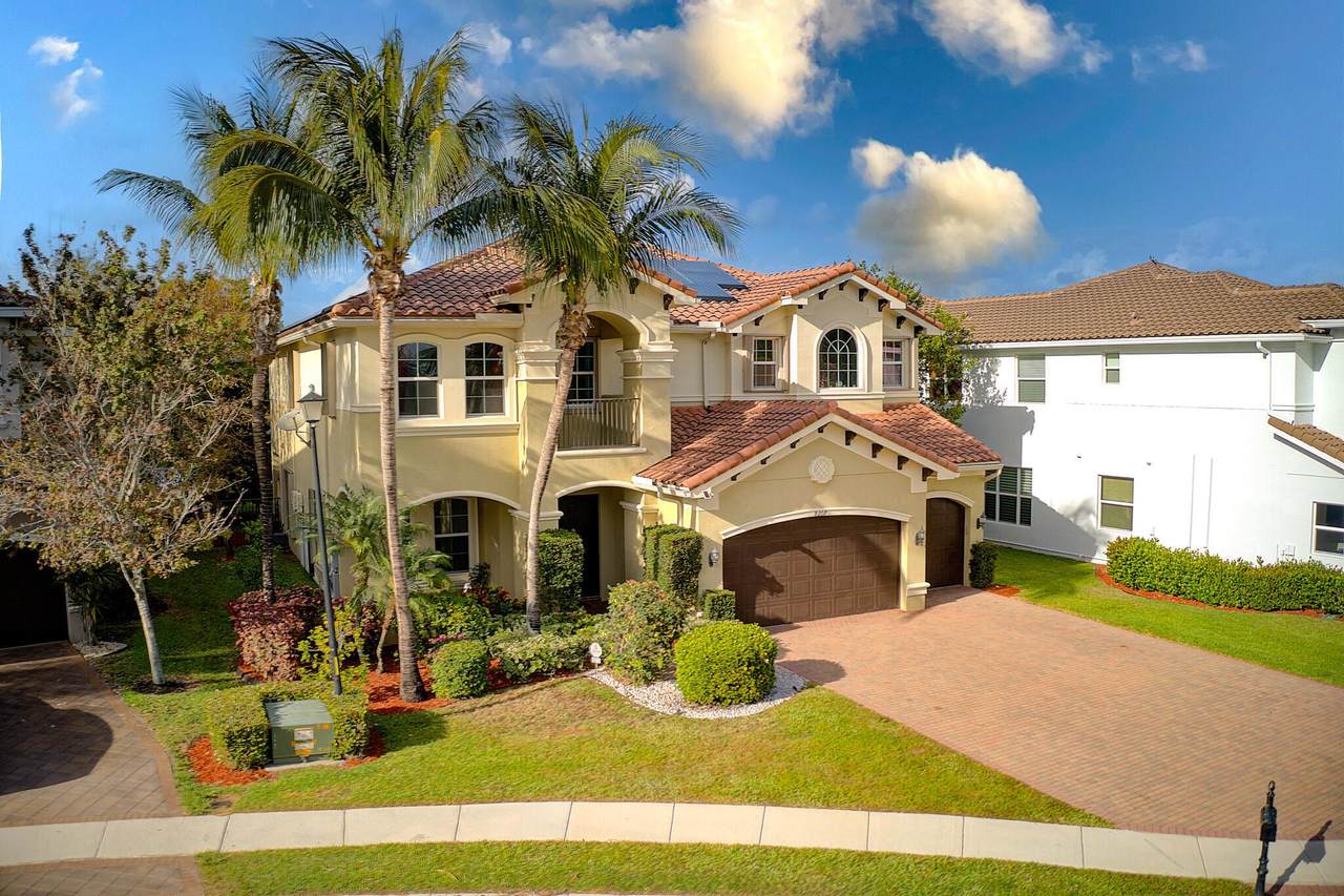 8207 Venosa Haven Terrace - Photo 1