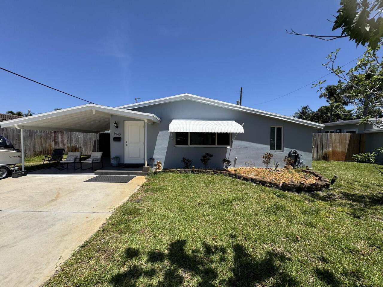 5940 1st Terrace - Photo 1