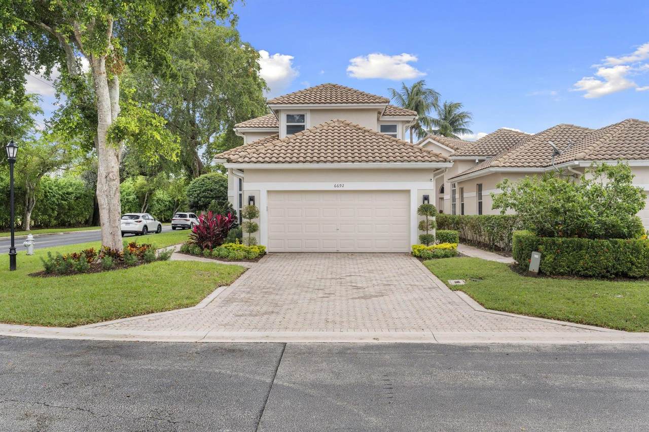 6692 25th Way - Photo 1