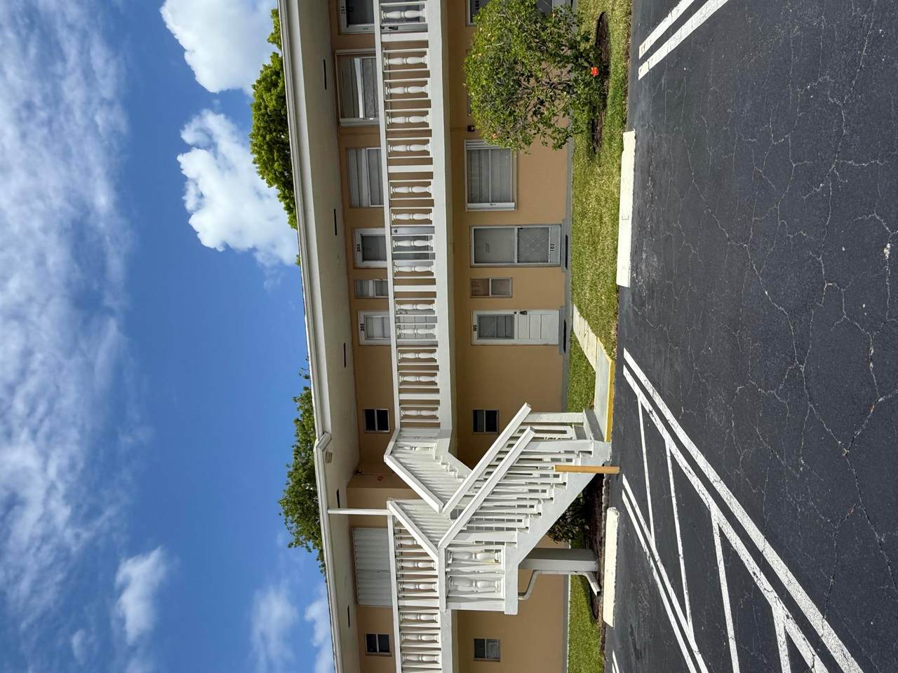 2213 Ne 1st Court - Photo 1