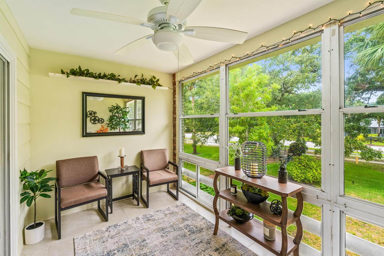 677 Royal Palm Boulevard - Photo 1