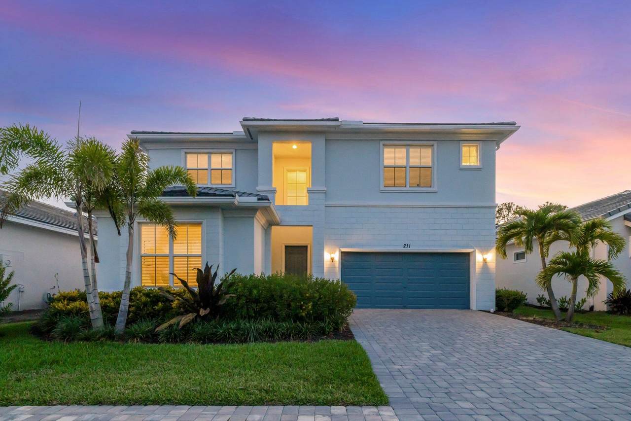 211 Calmo Circle - Photo 1