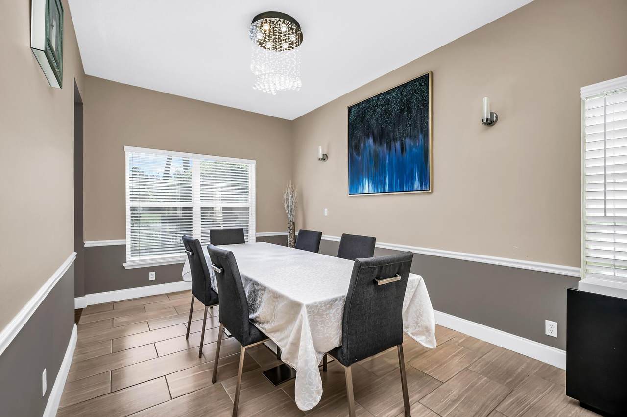 8122 Palm Gate Drive - Photo 1