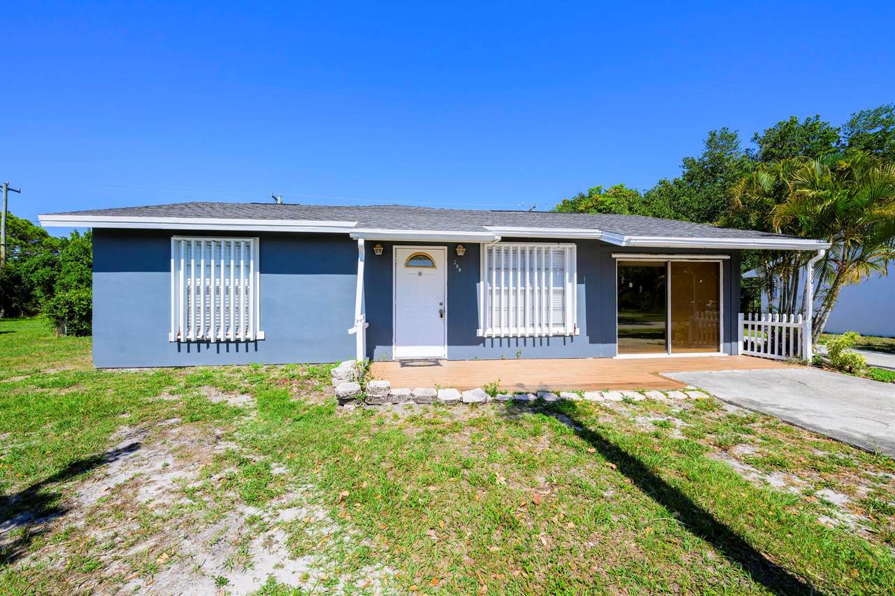280 Airoso Boulevard - Photo 1