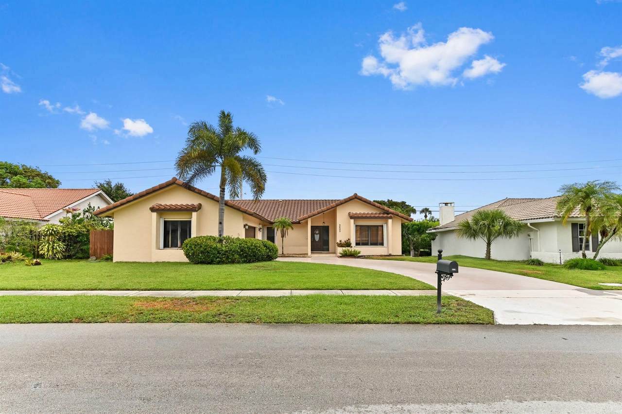 2602 23rd Cranbrook Drive - Photo 1