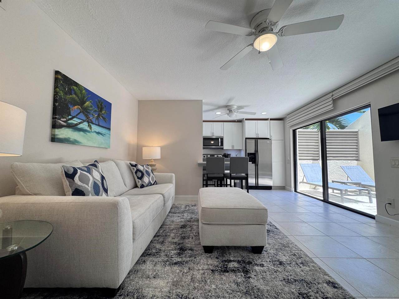 1605 Us Highway 1 - Photo 1