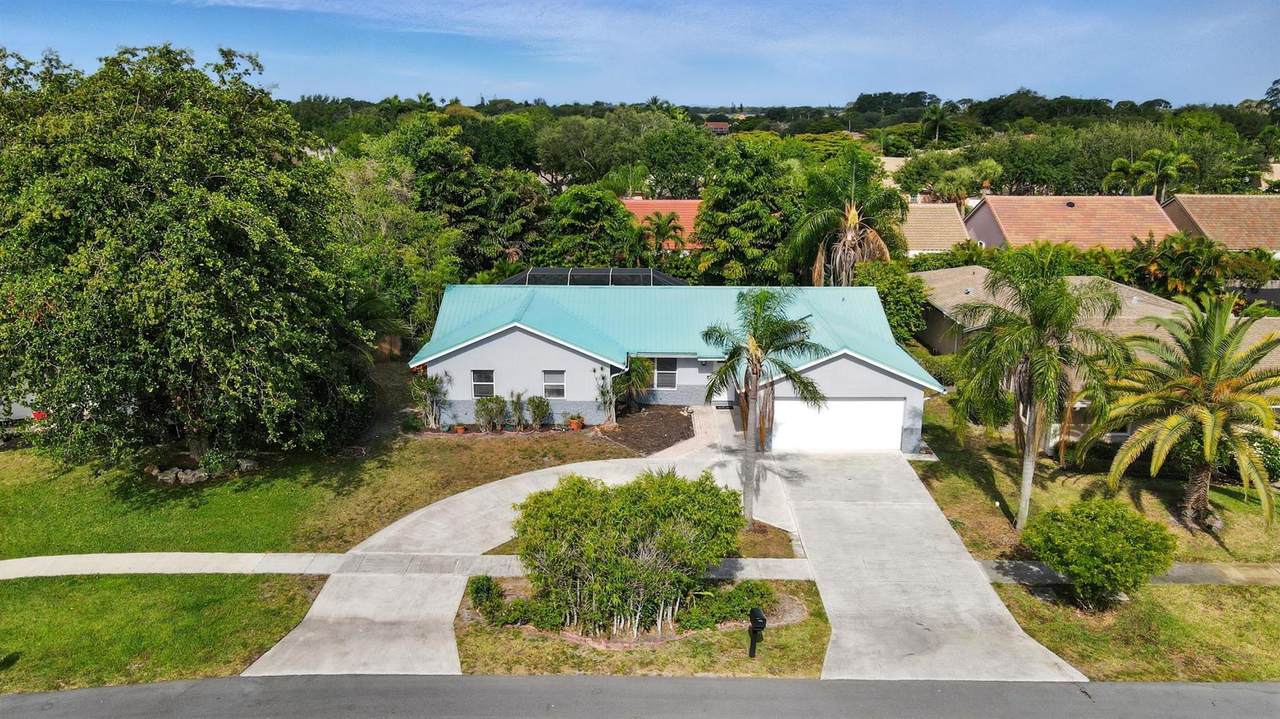 5183 Beechwood Road - Photo 1