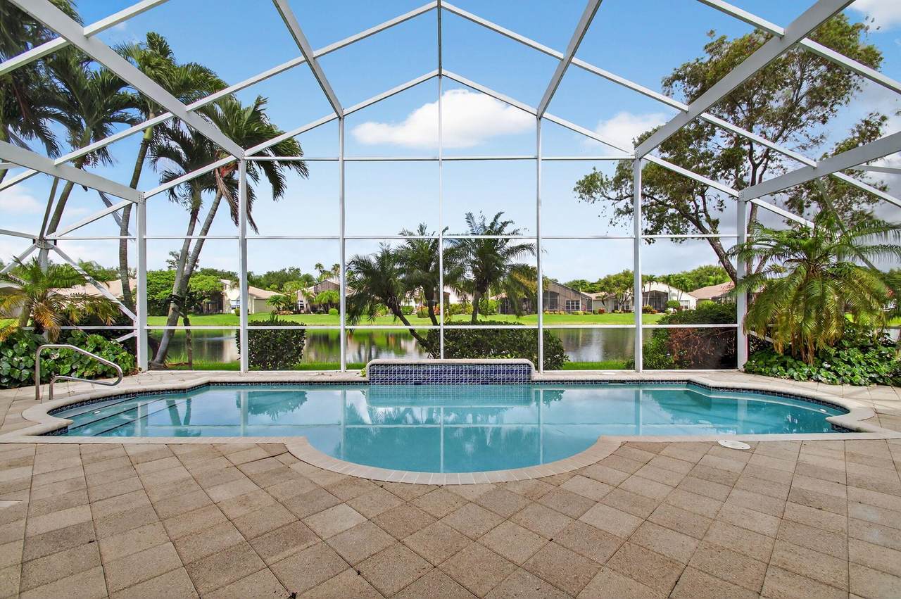 13221 Alhambra Lake Circle - Photo 1