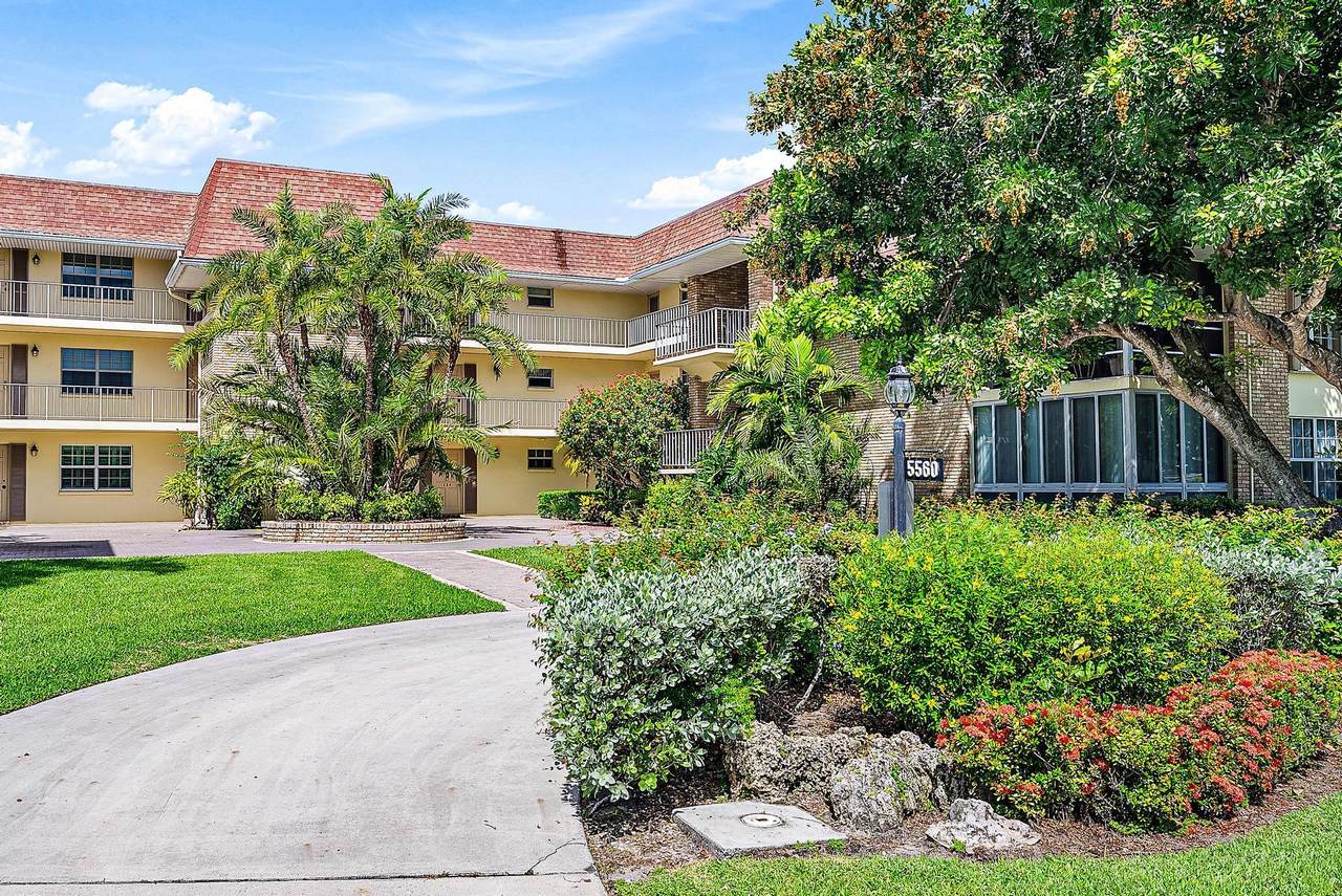 5560 Tamberlane Circle - Photo 1