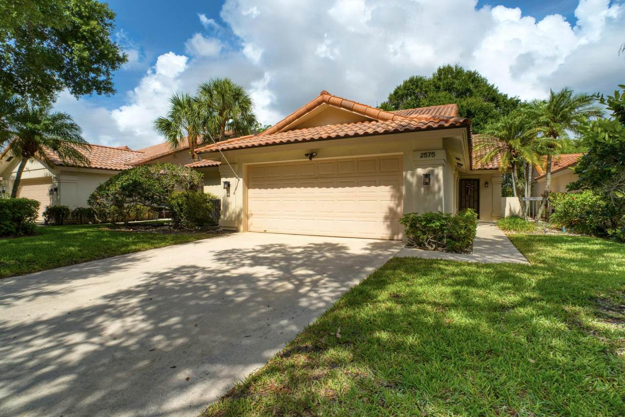 2575 Iroquois Circle - Photo 1