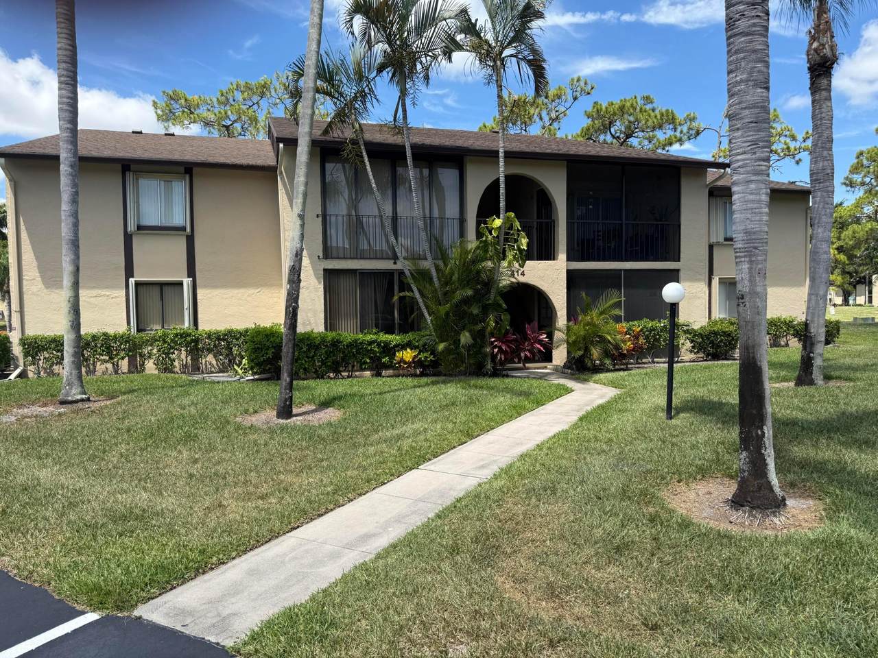 414 Pine Glen Lane - Photo 1