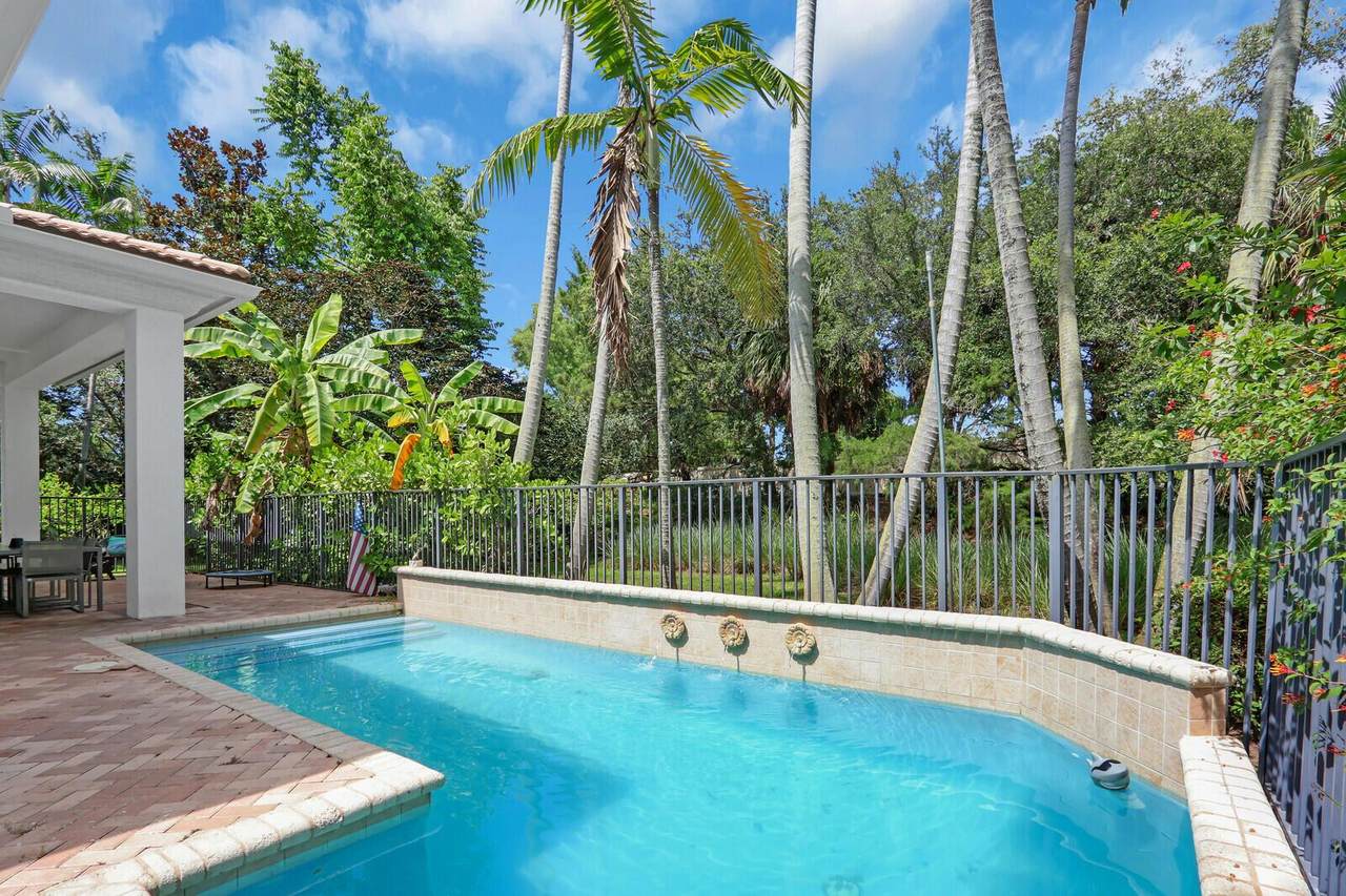 1726 Nature Court - Photo 1