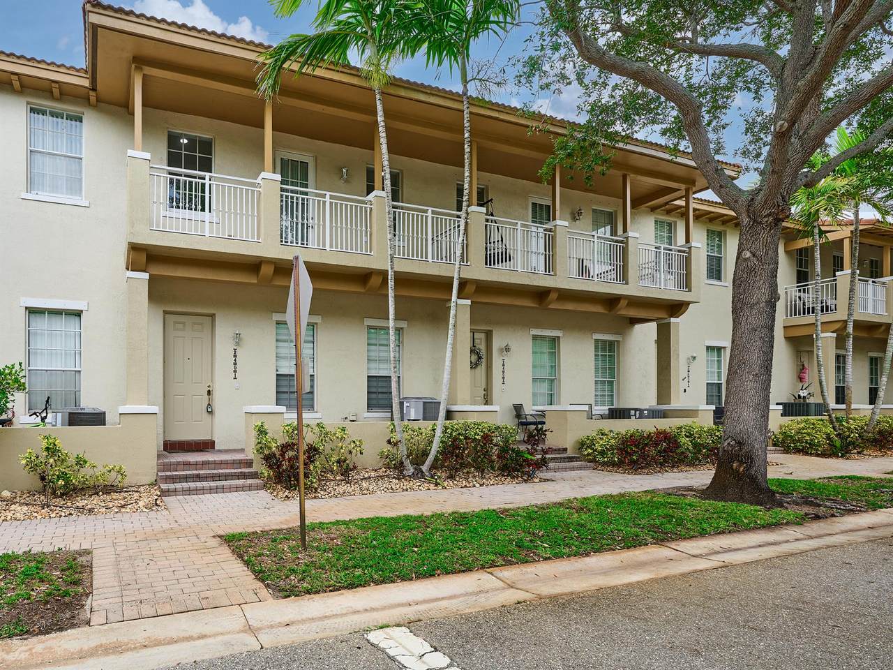 2401 7th Street - Photo 1