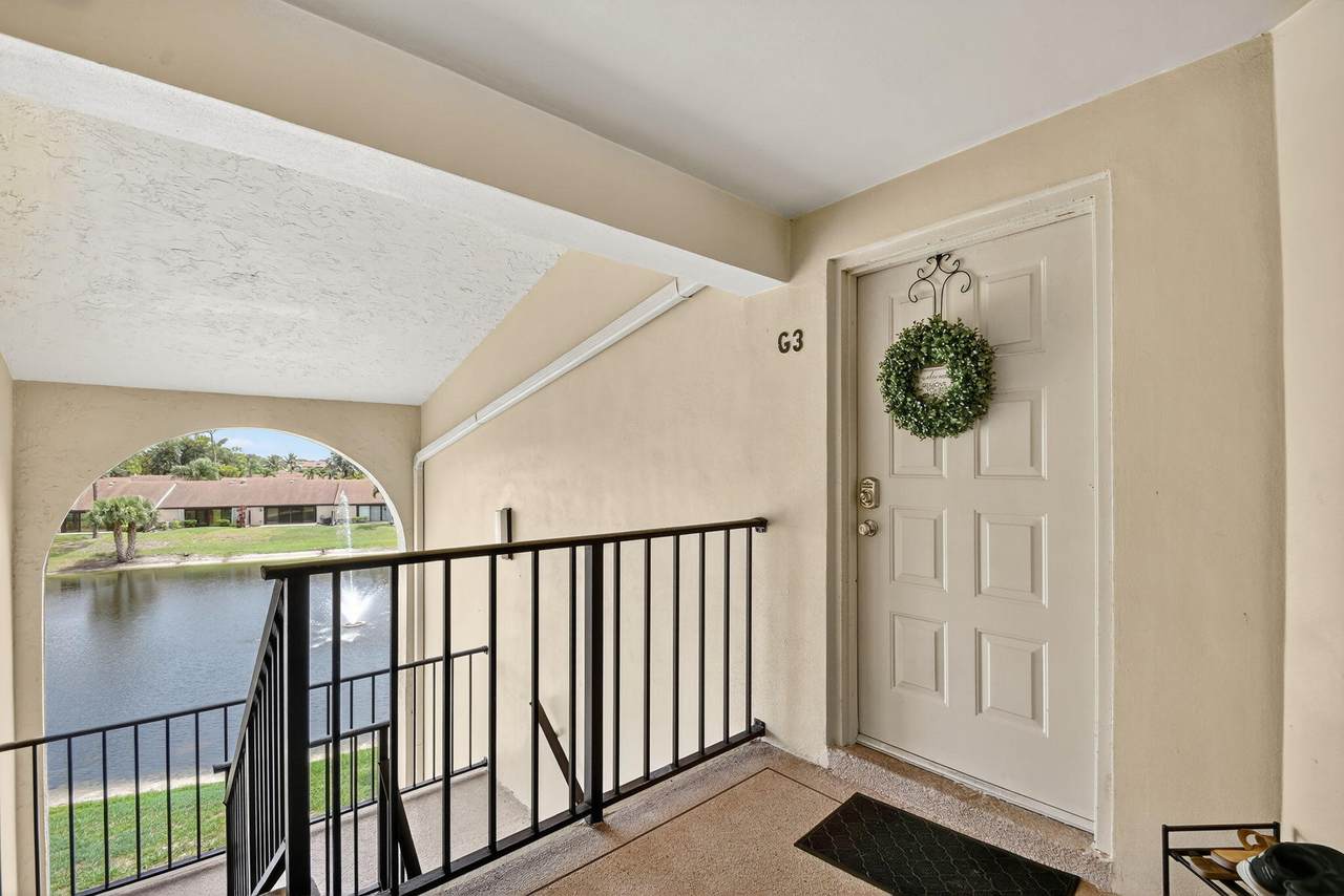 617 Sea Pine Way - Photo 1