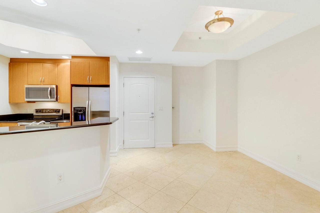 701 Olive Avenue - Photo 1