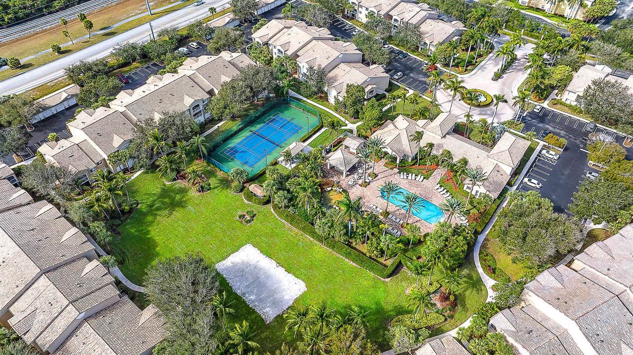 278 Village Boulevard - Photo 1