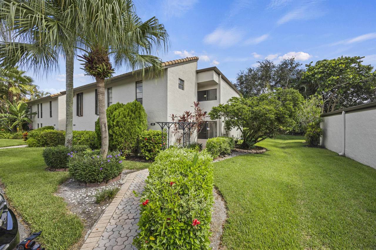 9713 New River Canal Road - Photo 1