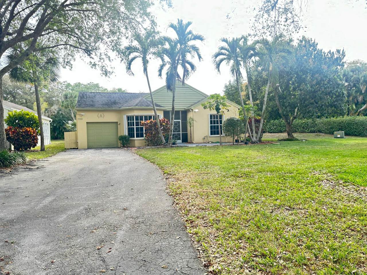 7729 Forest Green Lane - Photo 1